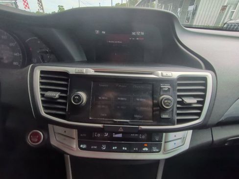 Used 2013 Honda Accord EX-L image 17