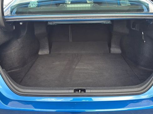 Used 2019 Toyota Camry LE image 26