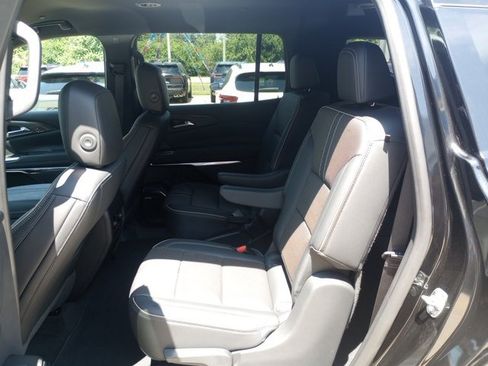 Certified 2024 Chevrolet Traverse RS image 13