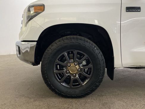Used 2021 Toyota Tundra SR5 w/ Trail Edition AWD/4WD image 11