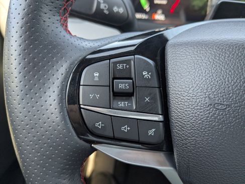 Used 2025 Ford Explorer ST-Line w/ ST-Line Street Pack image 29