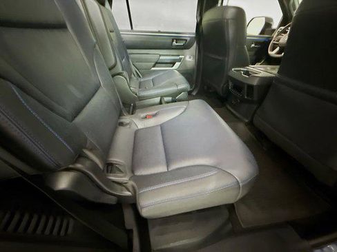 Used 2024 Toyota Sequoia Platinum image 28
