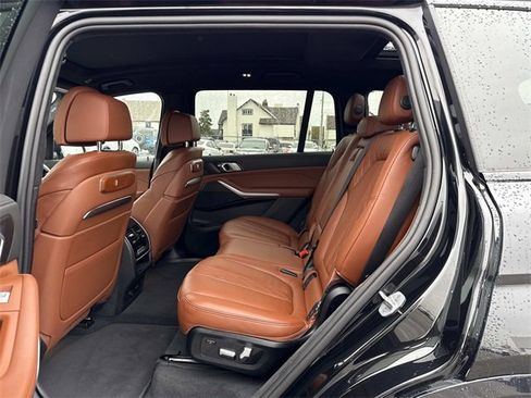Used 2024 BMW X7 xDrive40i w/ M Sport Package image 13