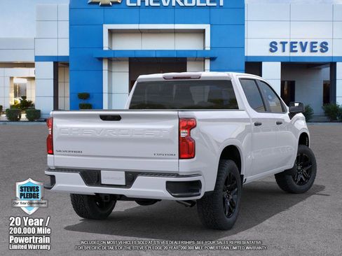 New 2026 Chevrolet Silverado 1500 Custom RWD image 4