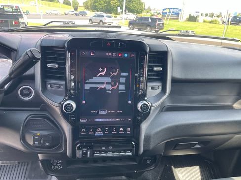 Used 2025 RAM 3500 Tradesman AWD/4WD image 21