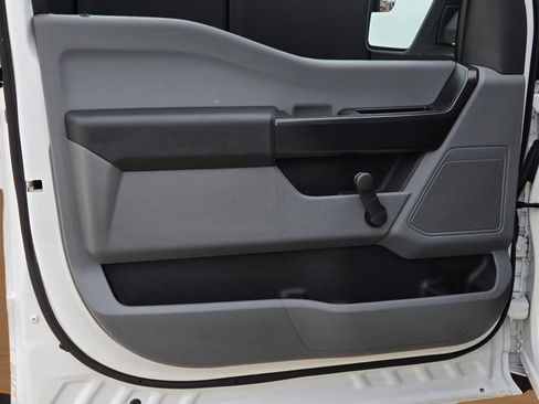 Used 2022 Ford F150 XL RWD image 22