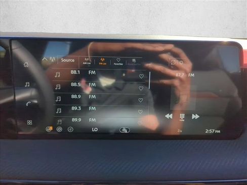 New 2026 Nissan Kicks SR image 11