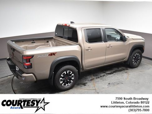 Used 2024 Nissan Frontier PRO-4X w/ Technology Package image 36