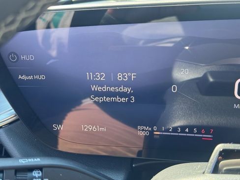 Used 2025 Buick Enclave Avenir w/ Super Cruise Package image 17