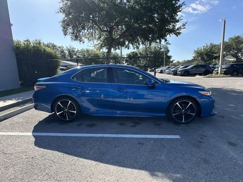 Used 2020 Toyota Camry XSE FWD image 10