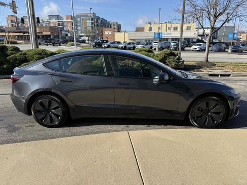 Used 2025 Tesla Model 3 Long Range image 4