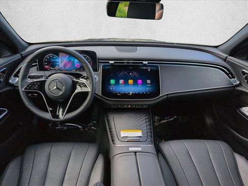 Used 2026 Mercedes-Benz E 350 Sedan image 19