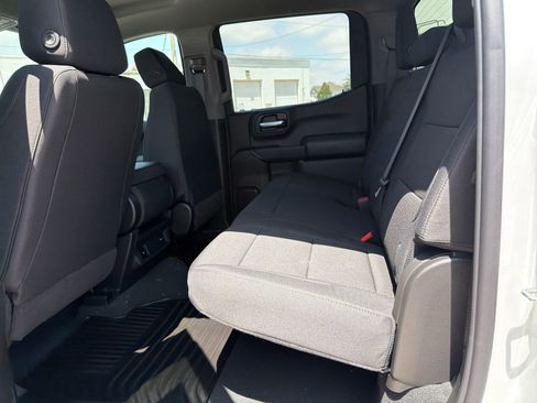 New 2026 GMC Sierra 1500 Pro w/ Graphite Edition AWD/4WD image 13