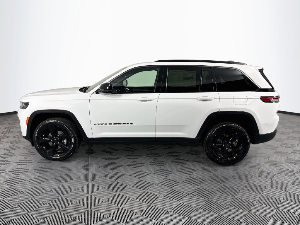 New 2027 Jeep Grand Cherokee Limited AWD/4WD image 4