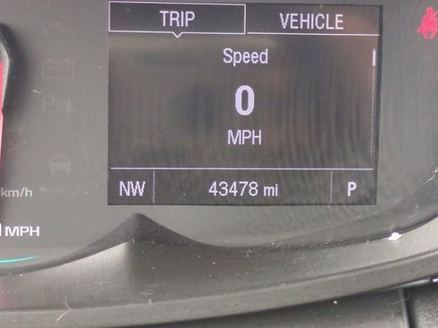 Used 2019 Chevrolet Trax LS FWD image 32