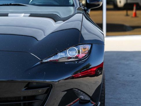 Used 2016 MAZDA MX-5 Miata Club w/ Brembo/BBS Package RWD image 4