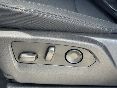 New 2025 Chevrolet Silverado 1500 Custom image 17