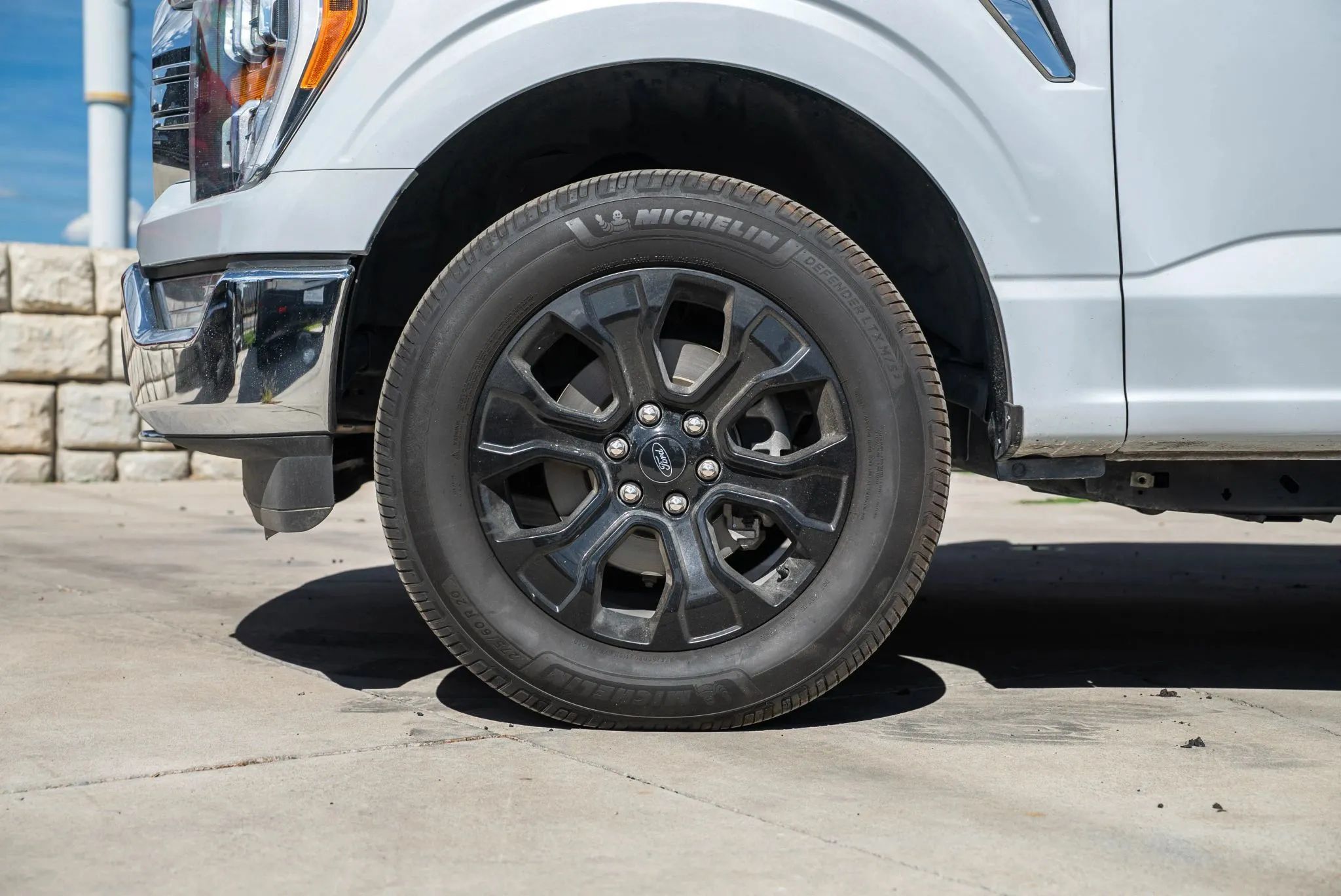 Used 2021 Ford F150 XLT w/ Equipment Group 302A High AWD/4WD image 3