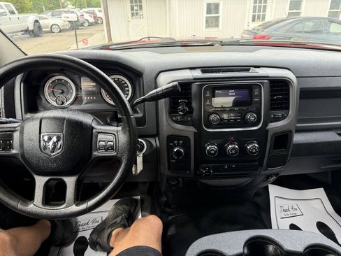 Used 2014 RAM 2500 Tradesman w/ Chrome Appearance Group AWD/4WD image 11