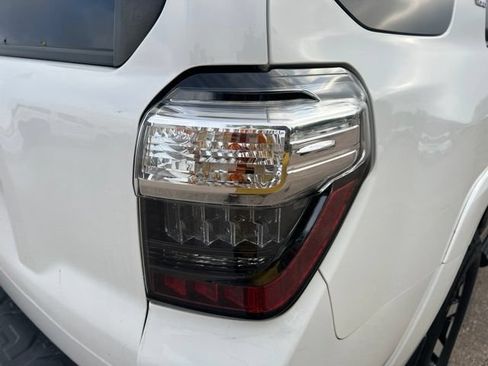 Used 2023 Toyota 4Runner TRD Off-Road Premium w/ Moonroof Package AWD/4WD image 12