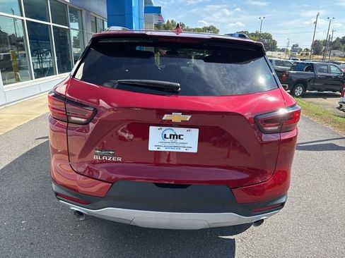 New 2025 Chevrolet Blazer LT image 5