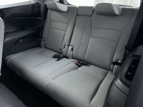 Used 2022 Honda Pilot Special Edition image 13