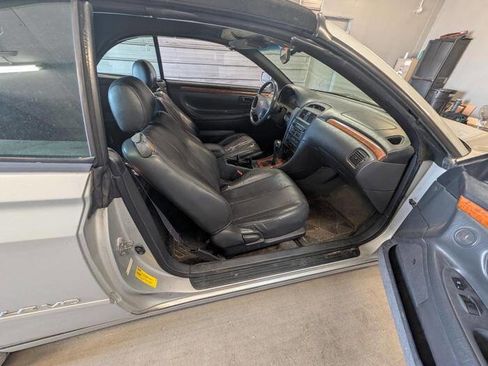 Used 2002 Toyota Solara SE FWD image 26