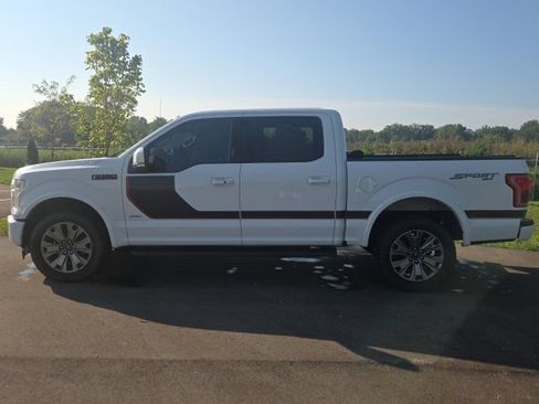 Used 2017 Ford F150 Lariat w/ Equipment Group 502A Luxury AWD/4WD image 11