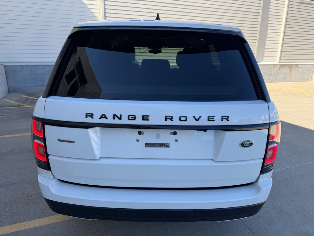 Used 2018 Land Rover Range Rover Supercharged AWD/4WD image 4
