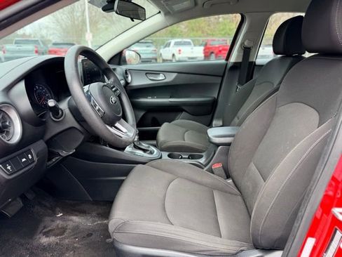 Used 2019 Kia Forte LXS image 6