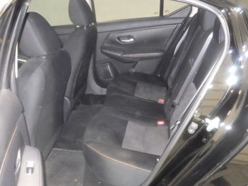 Used 2023 Nissan Sentra SR w/ Midnight Edition Package FWD image 7