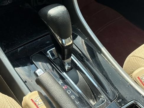 Used 2016 Honda Accord EX image 14