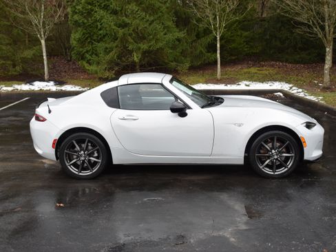 Used 2018 MAZDA MX-5 Miata RF Club image 32