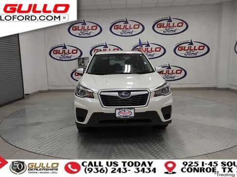 Used 2020 Subaru Forester Premium image 3
