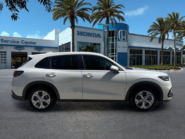 Used 2024 Honda HR-V LX image 9