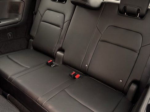 Used 2024 Nissan Pathfinder Platinum w/ Cargo Package image 15