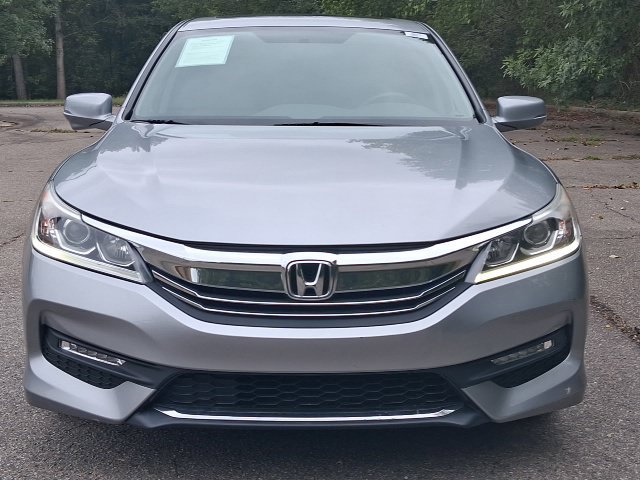 Used 2017 Honda Accord EX image 8