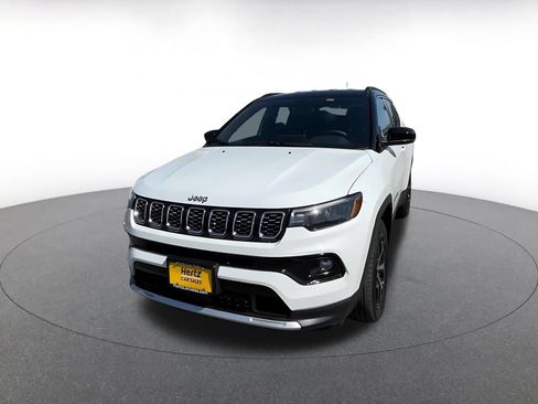 Used 2025 Jeep Compass Limited AWD/4WD image 7