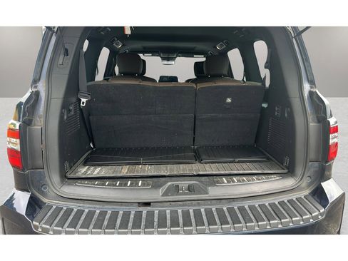 Used 2023 Nissan Armada Platinum w/ Captain's Chairs Package RWD image 20