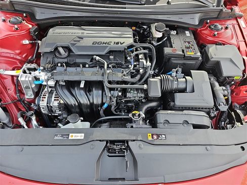 New 2026 Hyundai Elantra Limited image 30