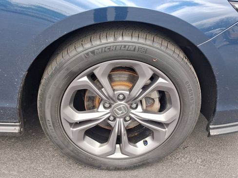 Used 2023 Honda Accord EX image 8
