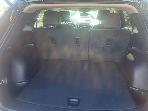 Used 2024 Chevrolet Blazer LT w/ Midnight/Sport Edition FWD image 4