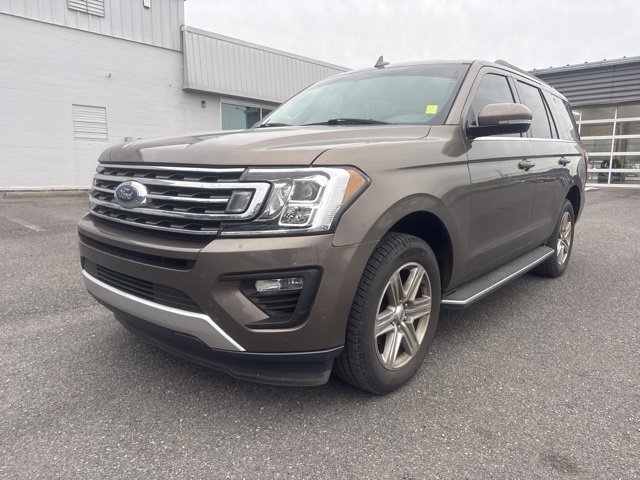 Used 2018 Ford Expedition XLT w/ Equipment Group 202A RWD image 9