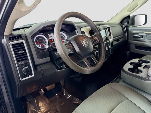 Used 2020 RAM 1500 Classic SLT image 22