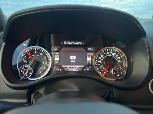 Used 2023 RAM 1500 Big Horn AWD/4WD image 18