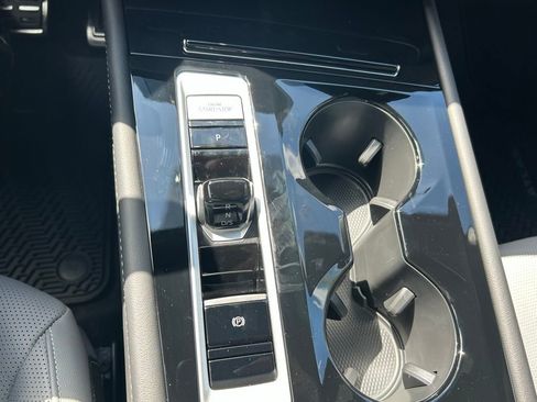 New 2026 Volkswagen Atlas Cross Sport SEL R-Line image 59