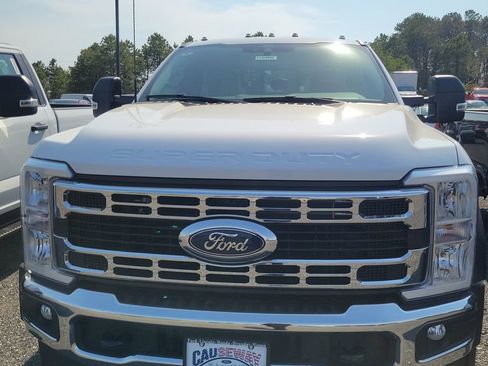 New 2025 Ford F450 XL w/ XL Chrome Package image 2
