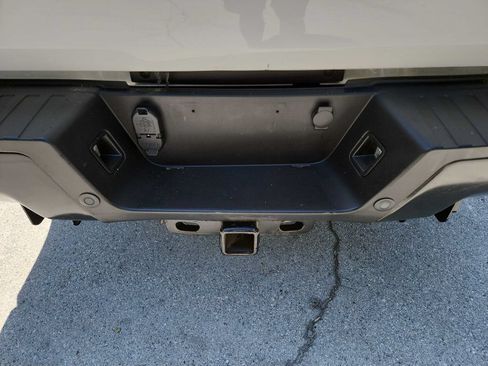 Used 2020 Ford F250 XL w/ Power Equipment Group RWD image 8