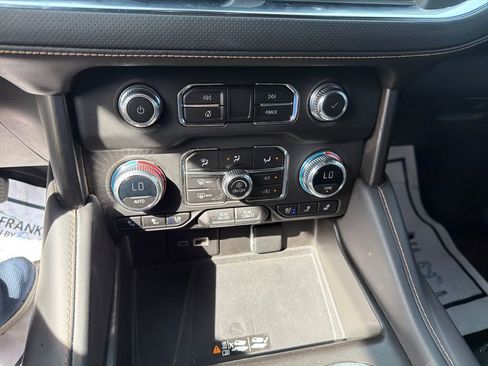 Used 2023 GMC Yukon AT4 w/ AT4 Premium Package AWD/4WD image 20