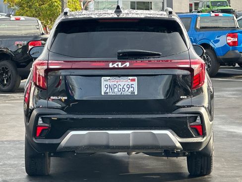 Certified 2024 Kia Seltos EX image 7